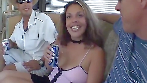 Mature woman is a hornyi