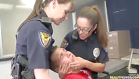 Hawtome to be a big dick in her mouth