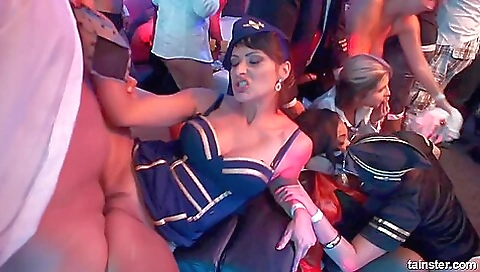 Sara and sexyoi whitney card gob shower