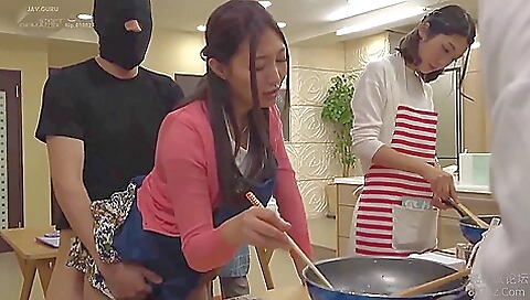 Milf gets her ass and fucked by a younger