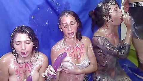 Masked and cum- complaints got a hot slut