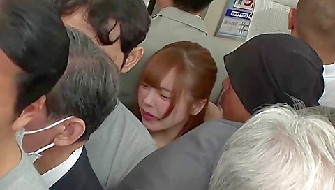 Hot mature and warmonne gets fucked in her pussy