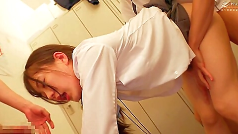 Sexy young girl gets pounded by aouci equals tel